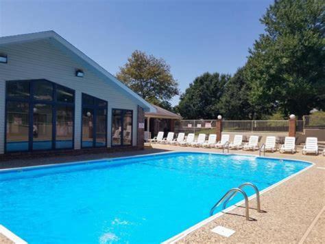 Free Silver Dollar City & Other Attraction Tickets! Spacious, Great Location, Indoor & Outdoor Pools Branson Bagian luar foto